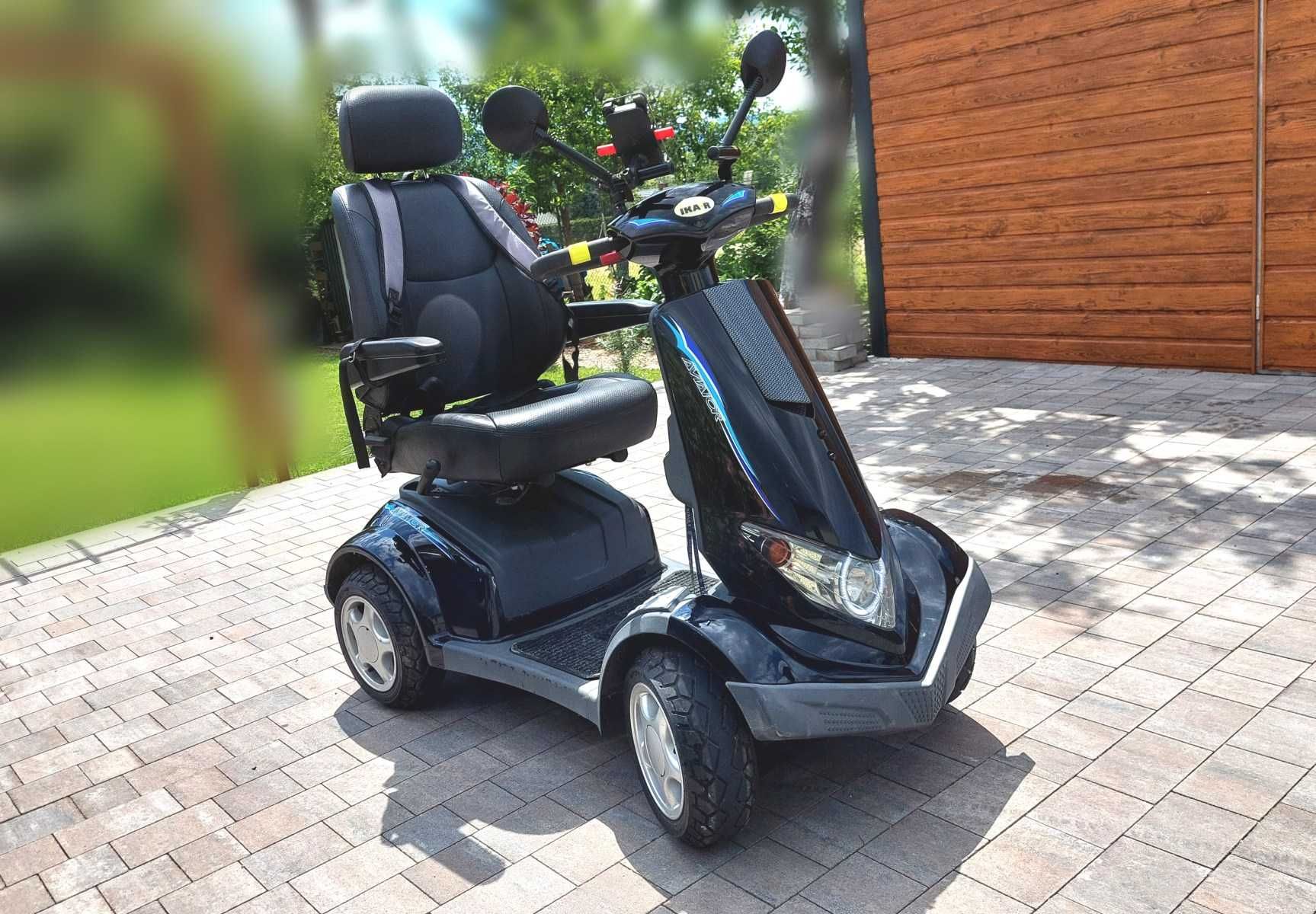 Wózek inwalidzki typu skuter