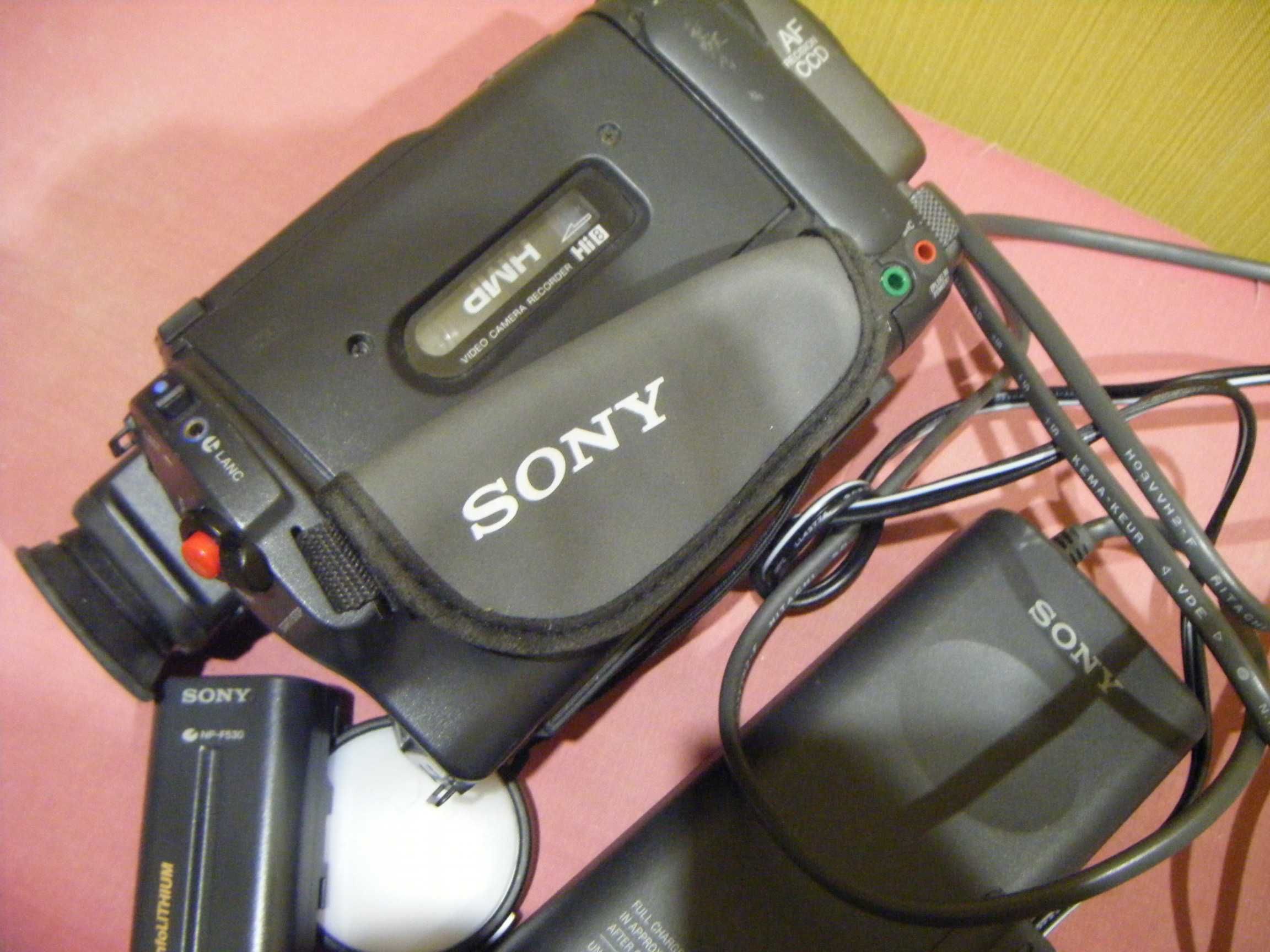 SONY CCD tr2300e video camera recorder