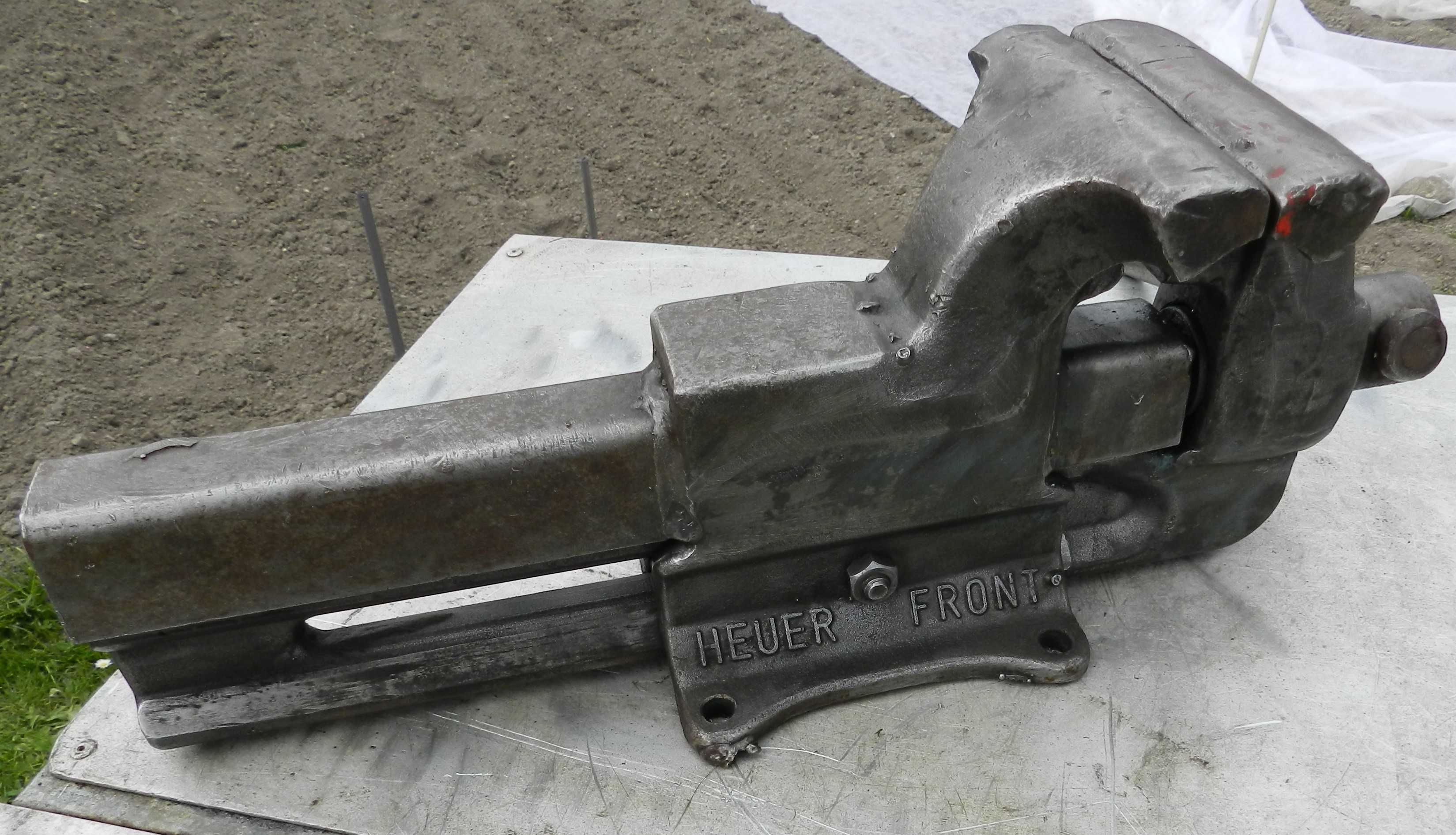 imadło kute Hauer front 16 kg