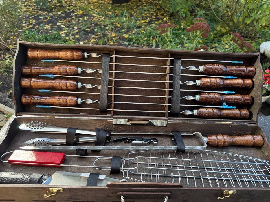 Подарунковий Шашлчиний набір в деревяному кейсі. Від виробника !!!