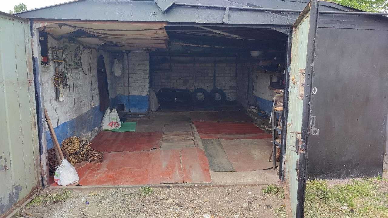 Продам гараж кооператив "Озерне" Тернівський район, площа Толстого.