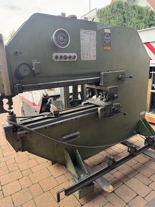 Wykrawarka wycinarka do blachy TRUMPF