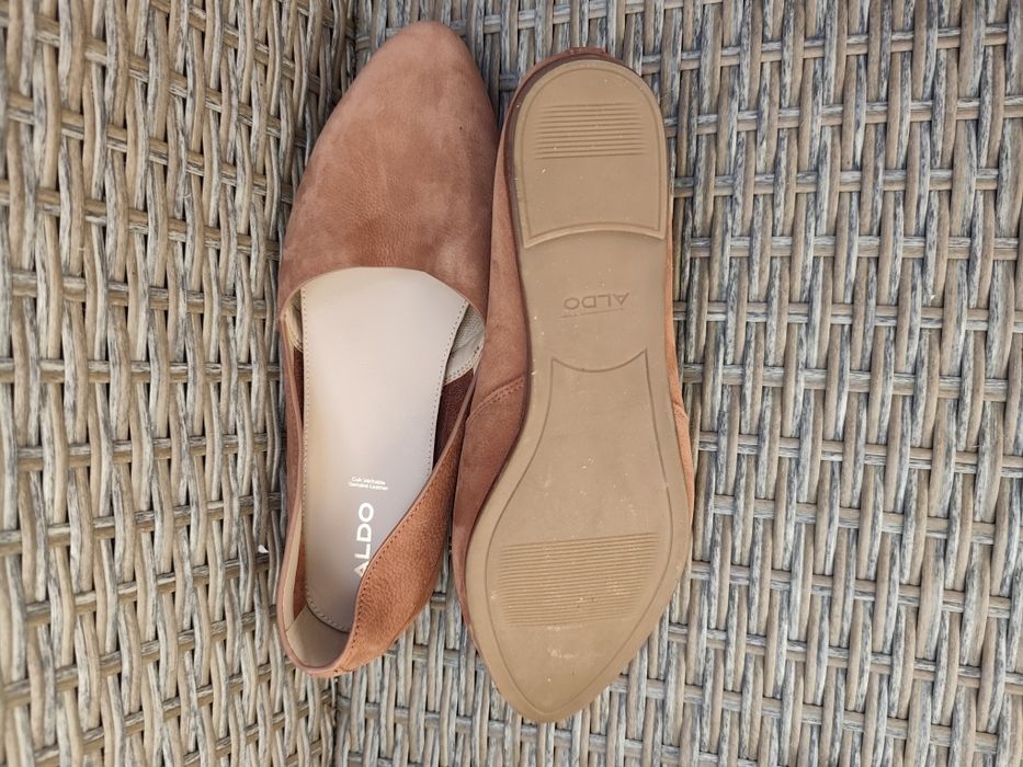 Aldo skórzane rude  balerinki 39