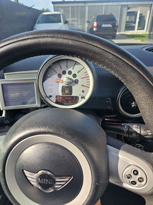 Vendo mini Cooper 1.6 gasolina carro importado