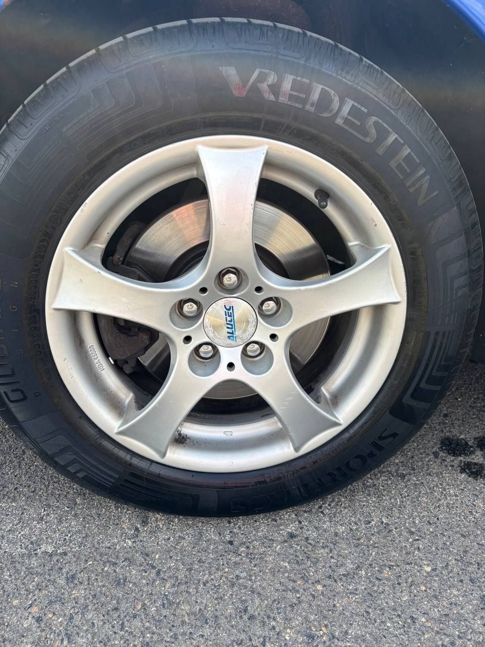 Продаю Volkswagen golf!