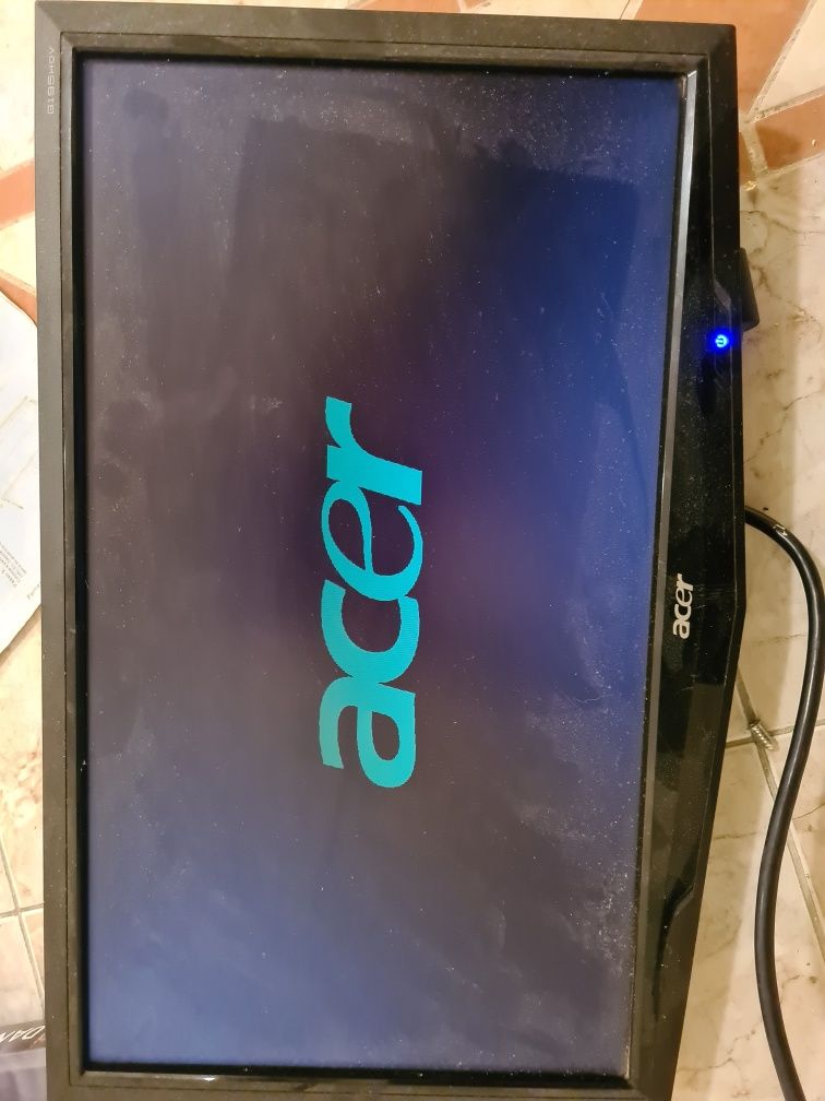 Monitor Acer LCD