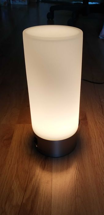 Lampa LED do pokoju