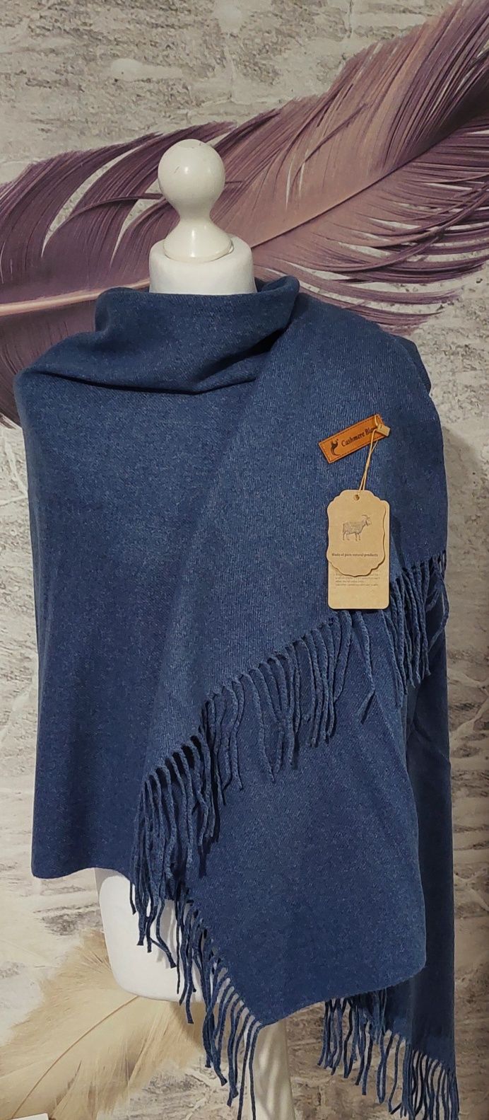 Piękny szal 50%kaszmir 50% wełna firmy Cashmere r 200x70 denim blue