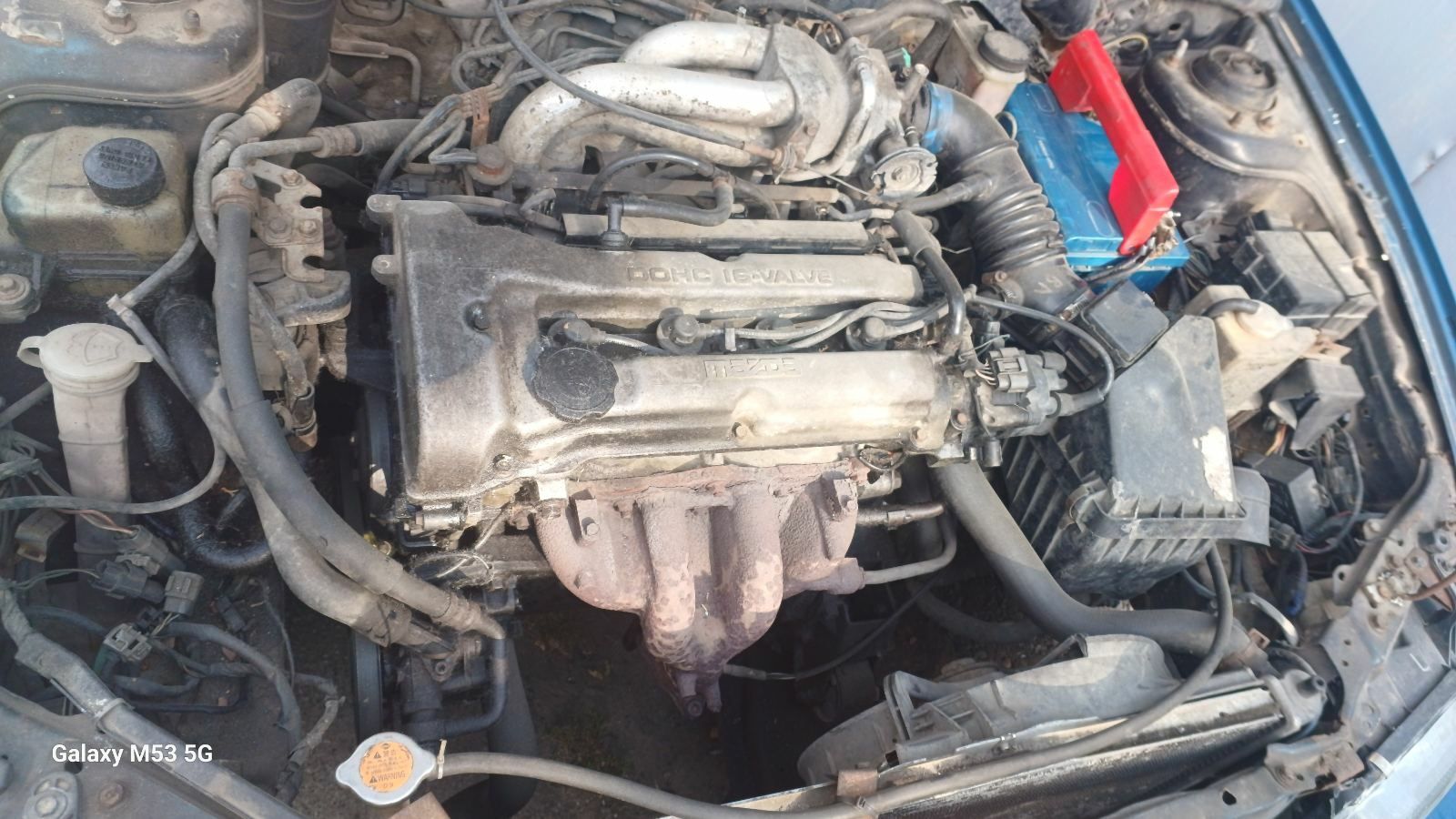 Двигатель мотор двигун Z5 мазда 323 MAZDA BA коробка