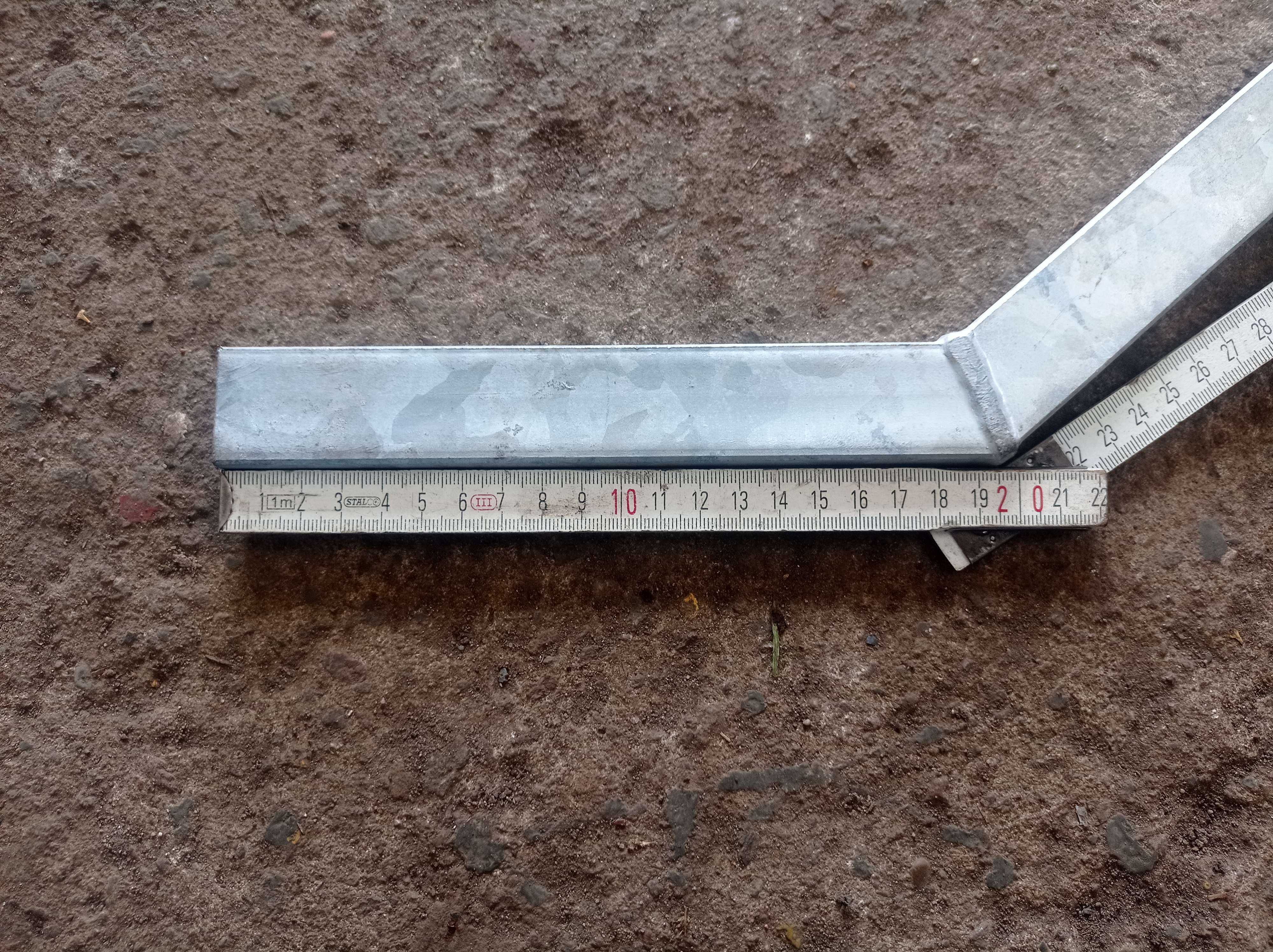 Metalowy element 700szt.