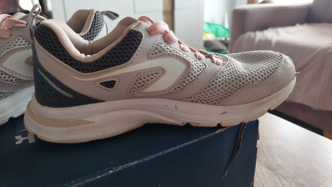 Buty dziewczęce Decathlon Kalenji r. 36