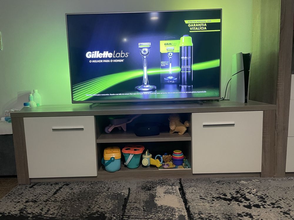 Movel Tv + Vitrine Fabrico Nacional