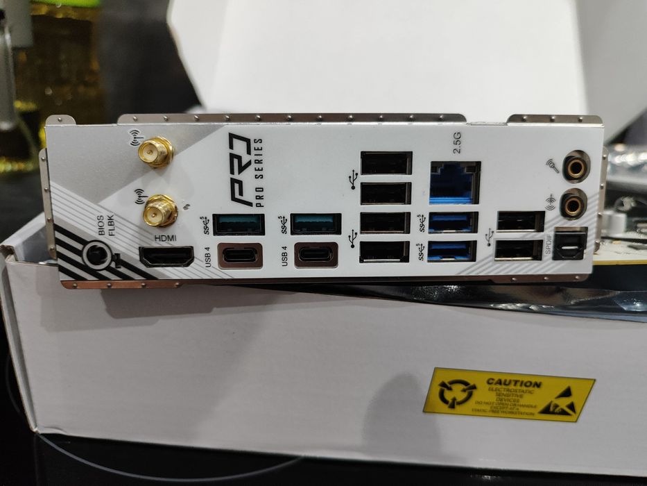 Asrock x870 Pro RS, zakupiona 01.07, przeszedłem na x870e