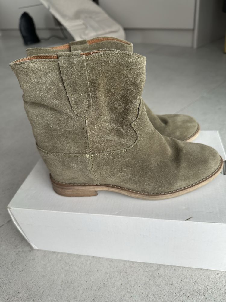 Gianmarko laurella botki z zamszu naturalnego 37 ukryty koturn khaki