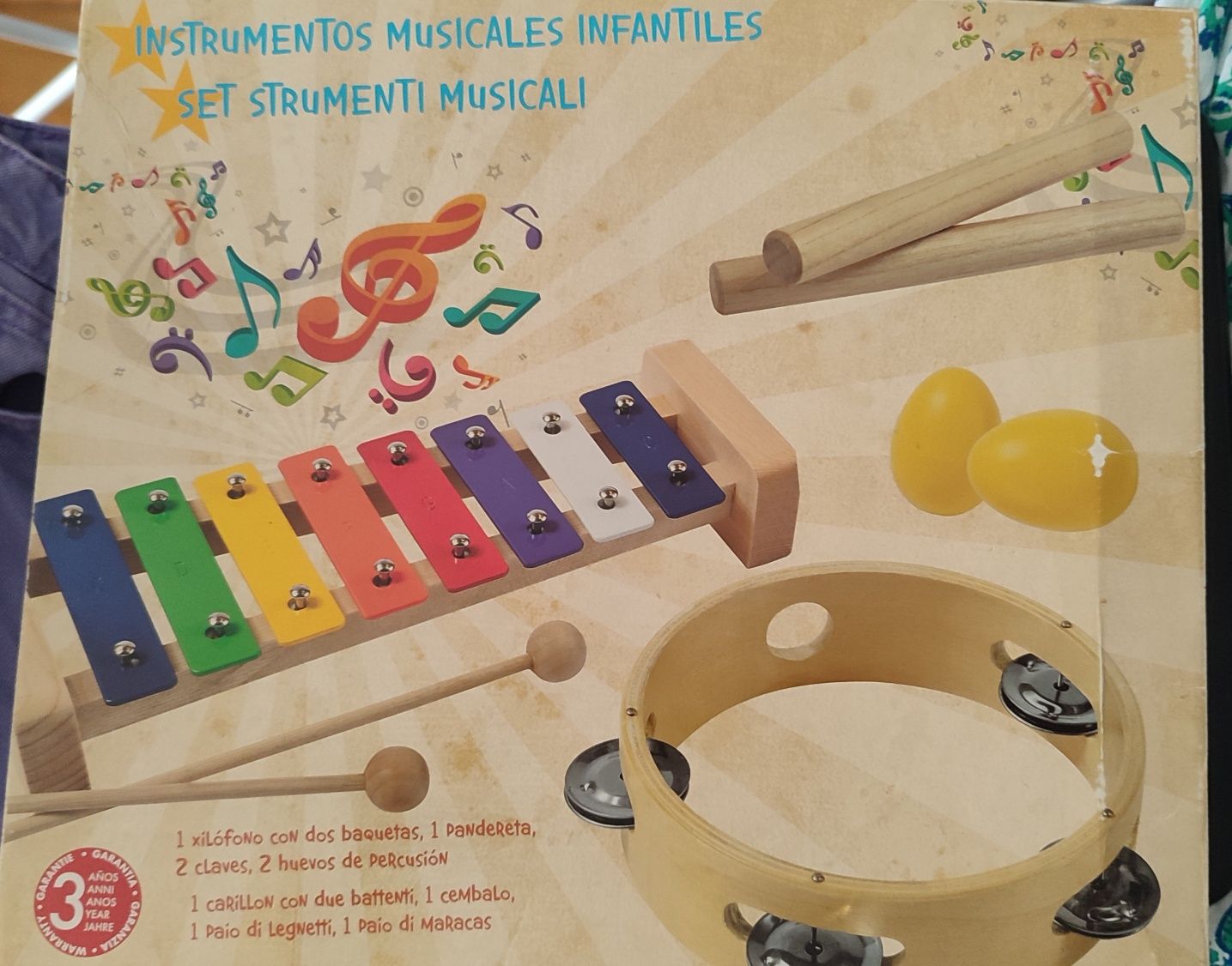 Instrumentos musicais para criança