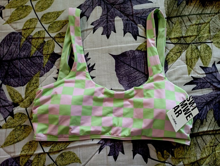 Жіночий топ Castro