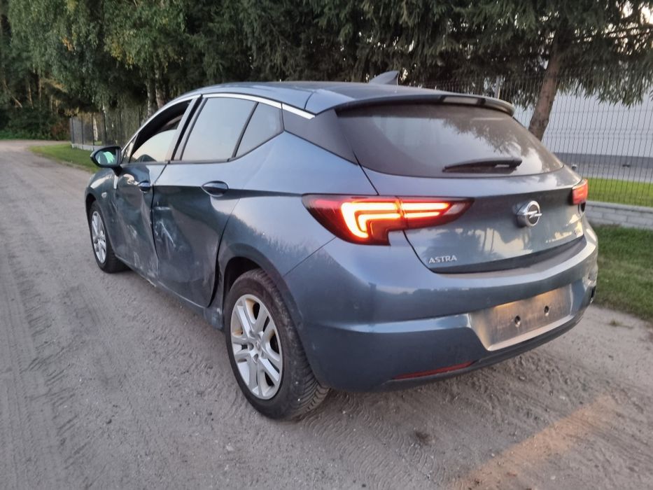 Opel Astra.Super wyposażenie. Innovation.Skóra .Navi.Przebieg.