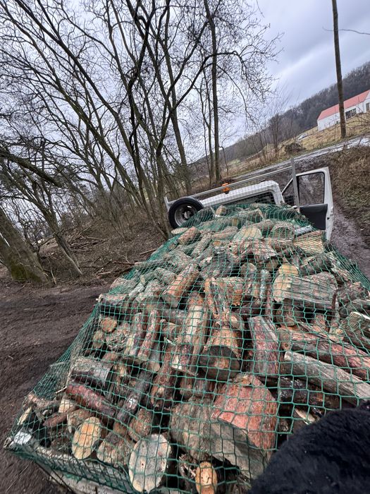 Sprzedaż drewna opałowego oraz kominkowego
