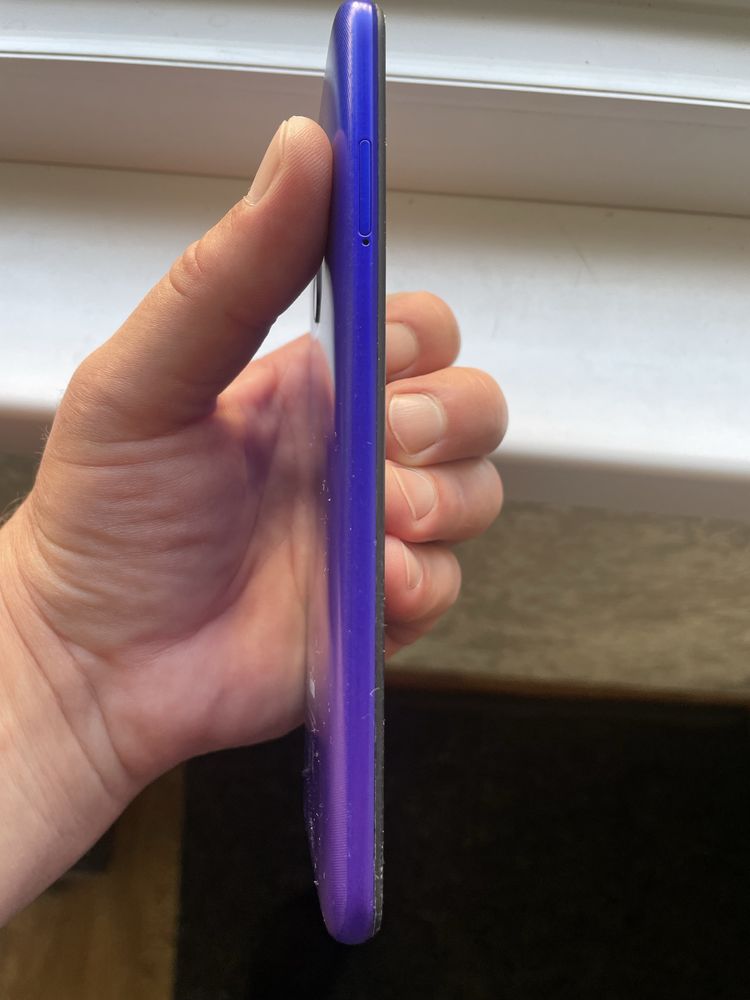 Продам xiaomi redmi 9