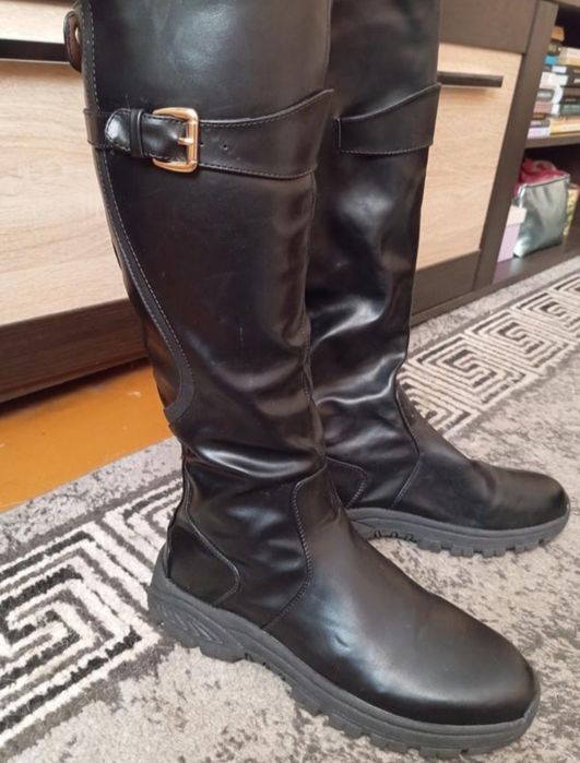 Жіночі чоботи осінні, демісезонні, весняні