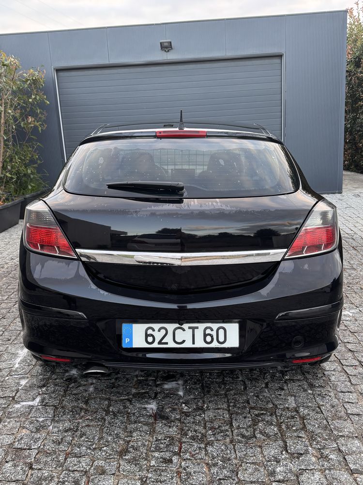 Opel Astra GTC 1.9