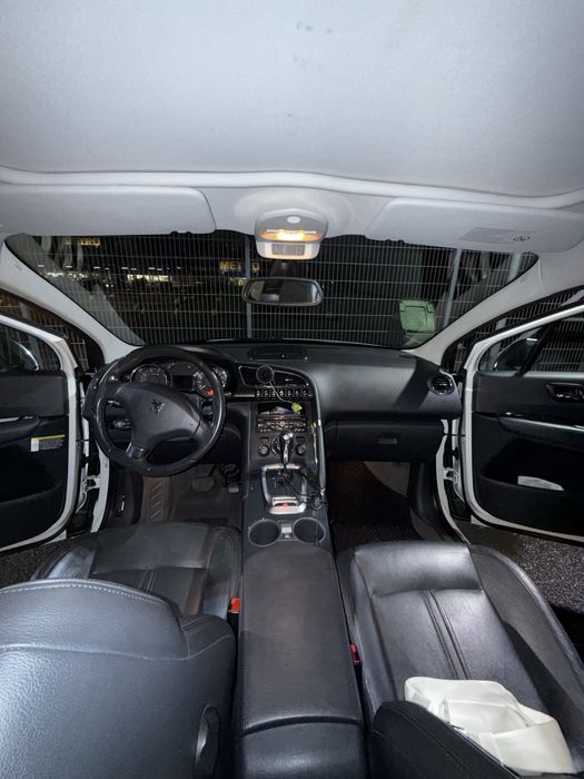 Продам авто Peugeot 3008