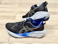Asics Novablast 5 - buty do biegania - tylko 4 miesiące w użyciu