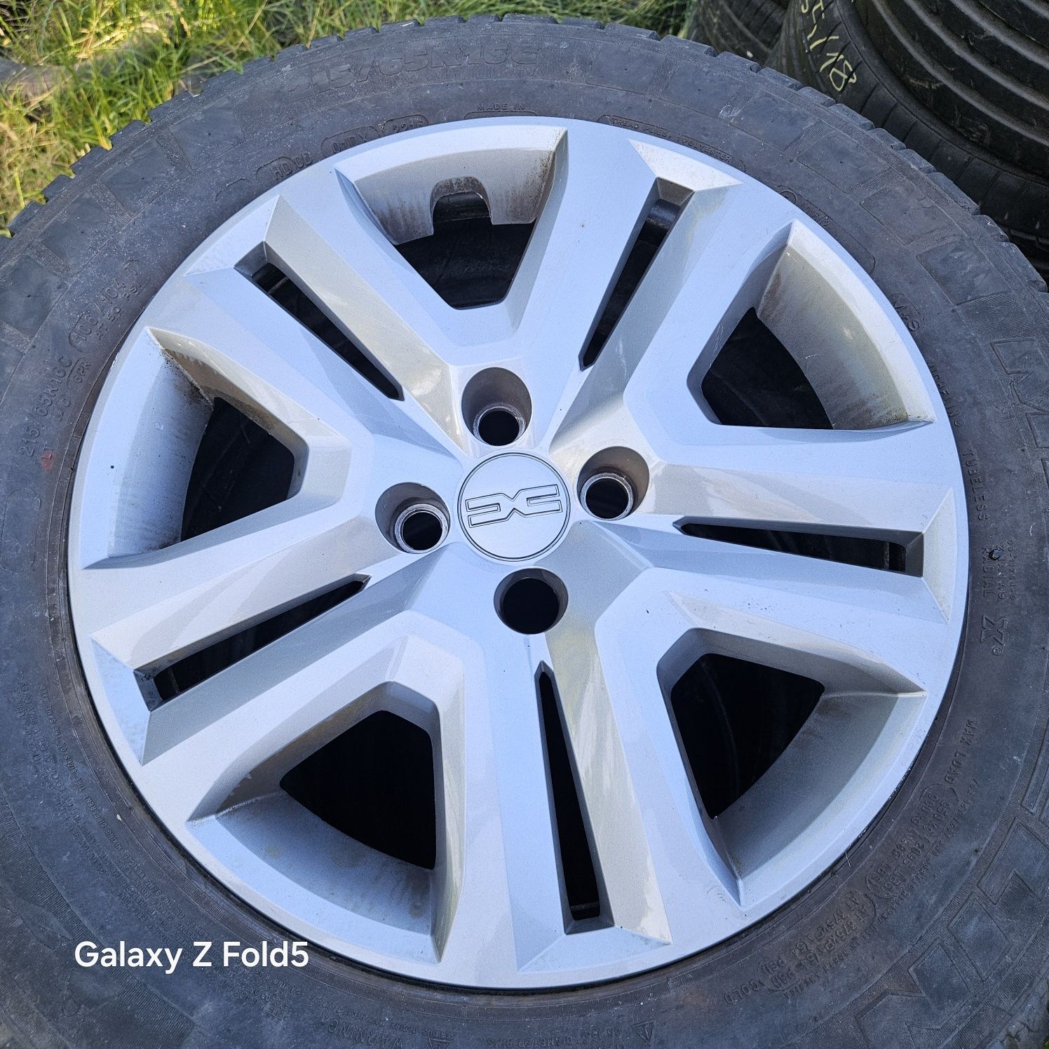 Kołpak strukturalny 16 Dacia Sandero Stepway Lodgy Jogger Dokker Logan