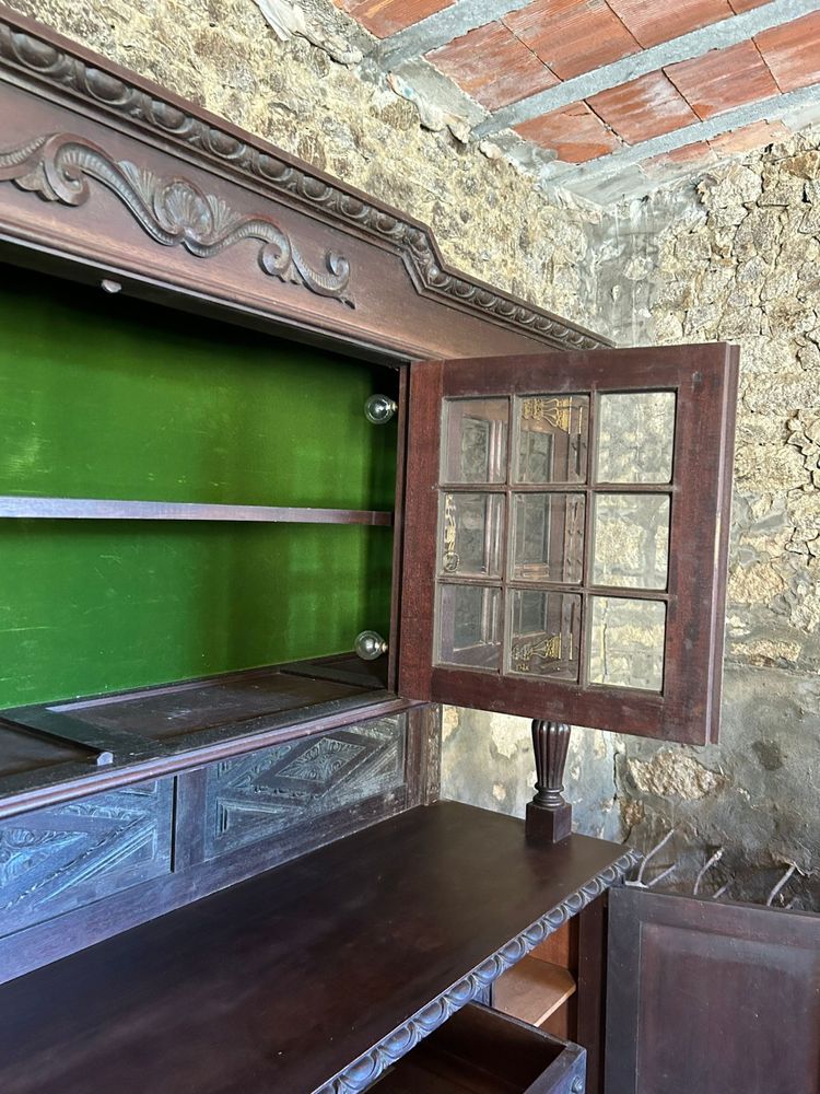 Movel louceiro, cristaleira antiga