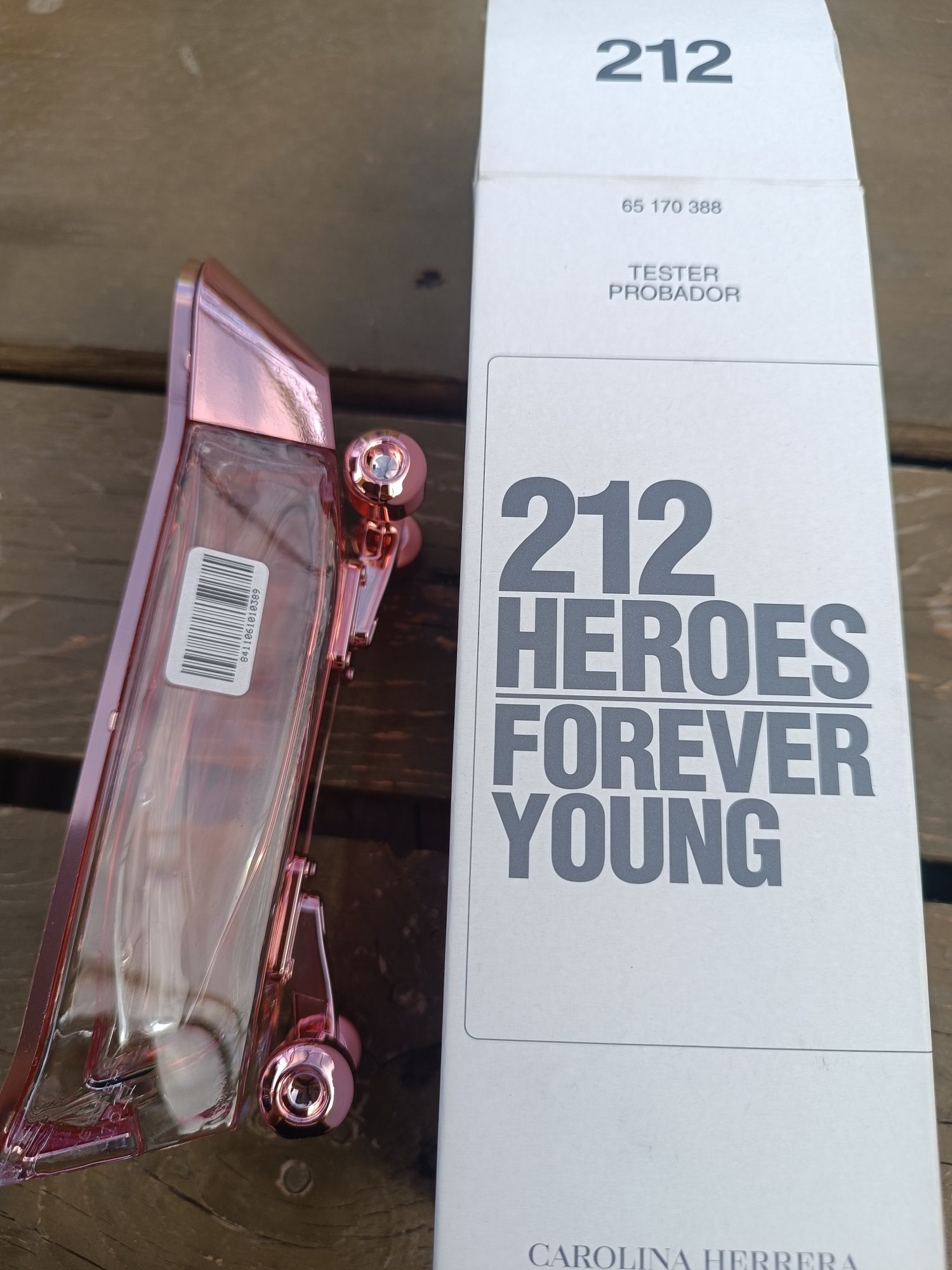 Carolina Herrera 212 Heroes forever young 80мл