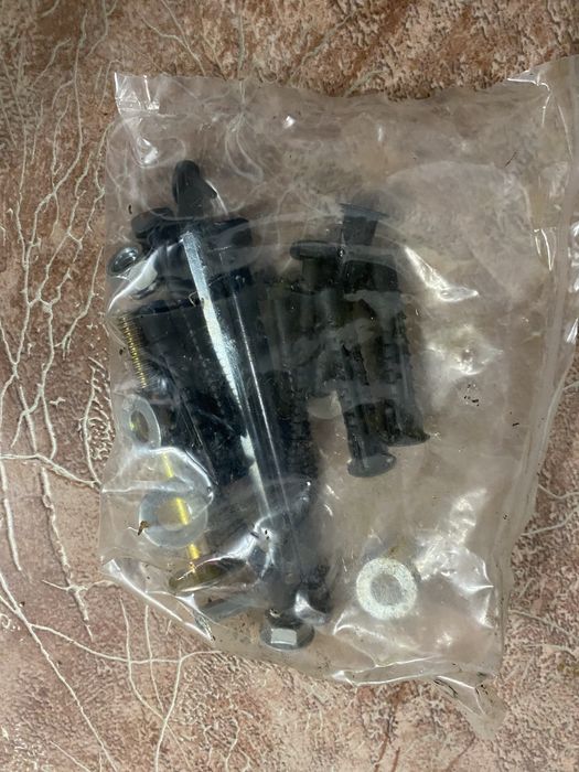 Полка настінна металева