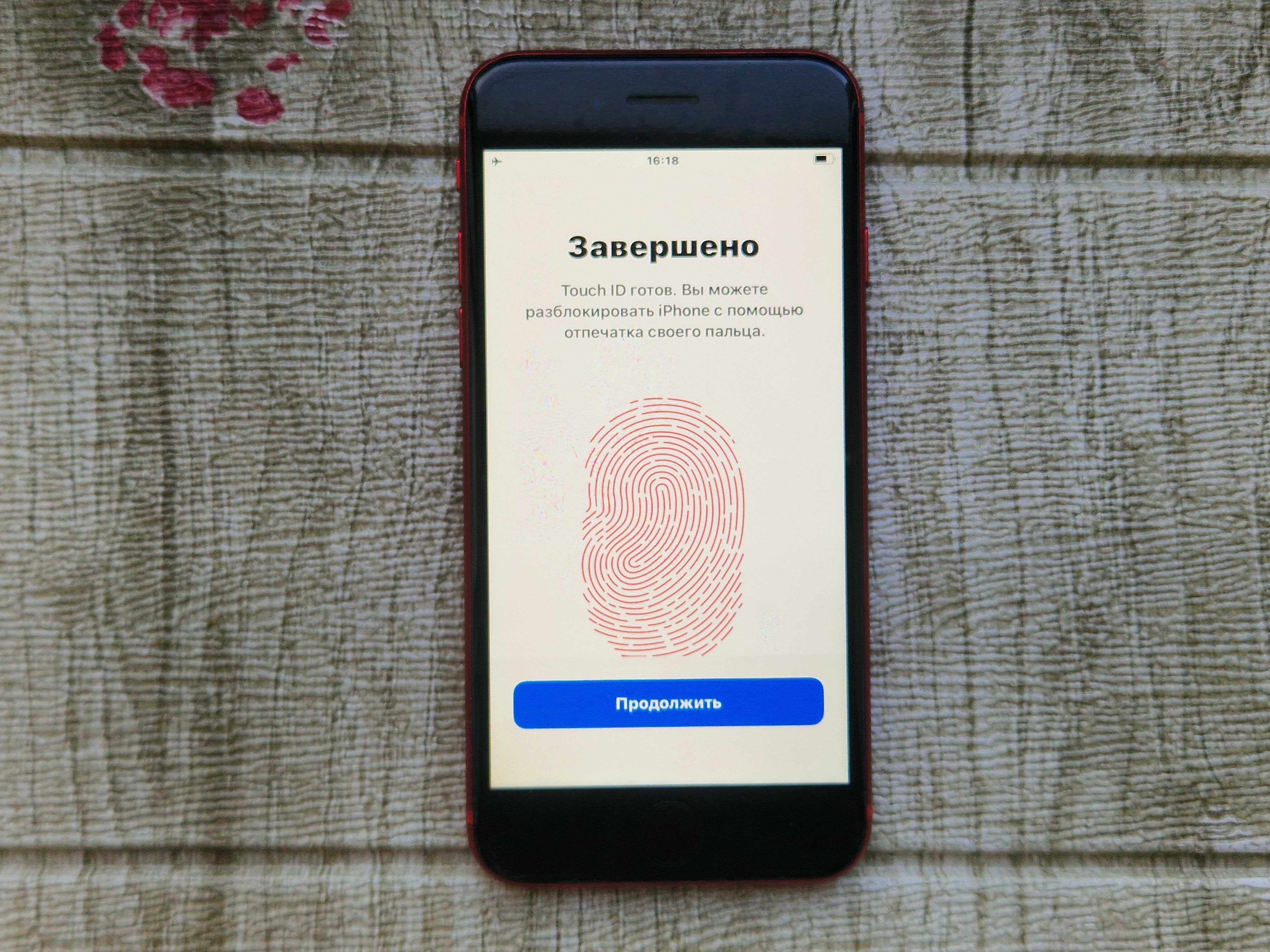 iPhone SE 2020 128 Red неверлок все работает айфон се красный