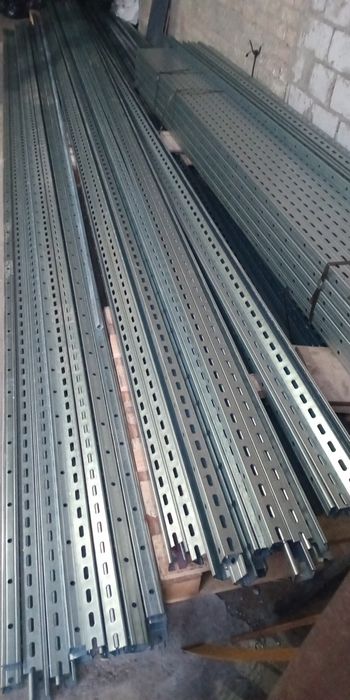 Профіль кріплення сонячних панелей оцинковка 41*41*1.5мм