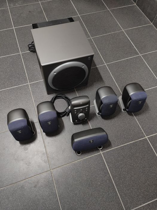 Zestaw kina domowego Logitech Z680