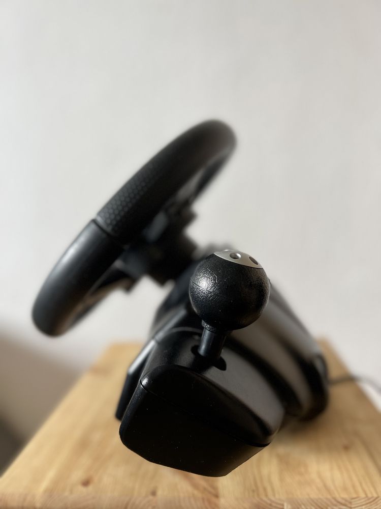 Kierownica Logitech Driving Force GT