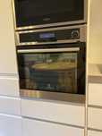 Piekarnik elektryczny parowy do zabudowy Electrolux