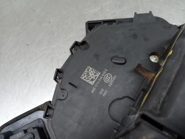 Fechadura / fecho porta trás direito SEAT Ibiza V (KJ1)