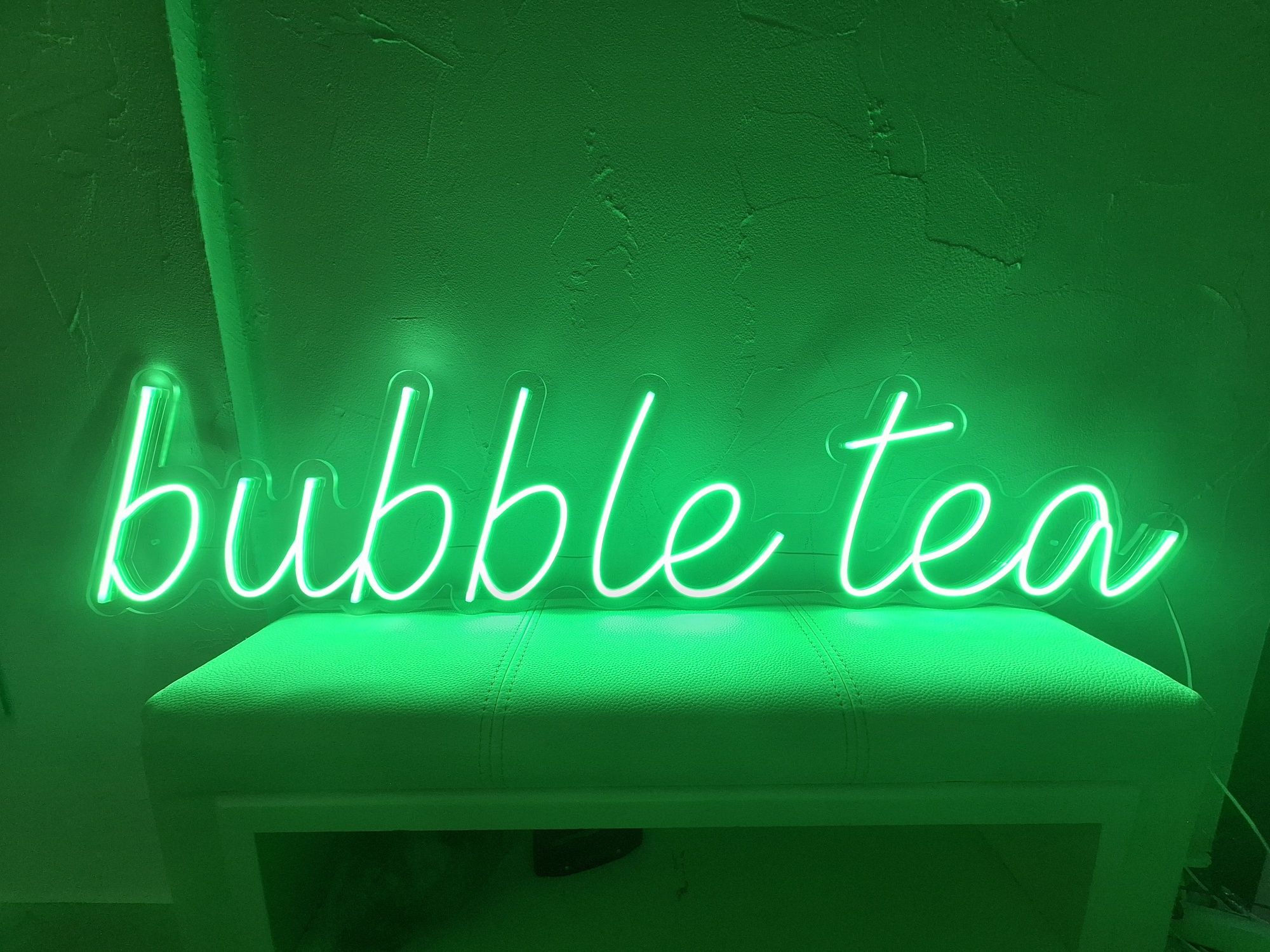 Neon  napis bubble tea oświetlenie