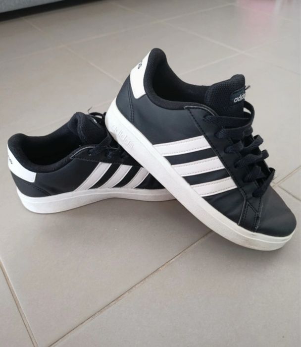 Sapato adidas feminino