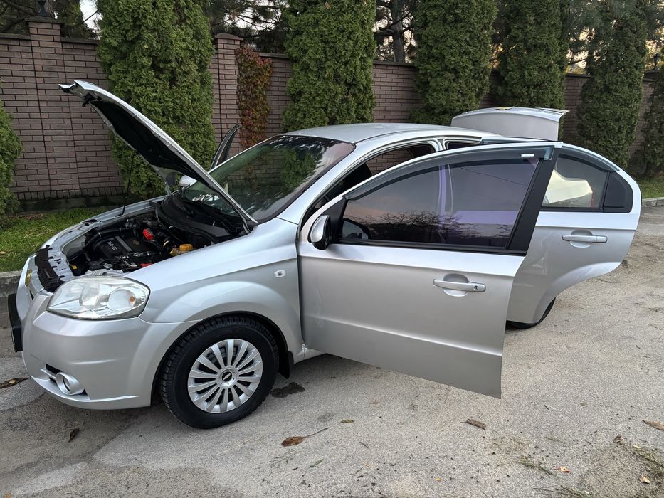 Chevrolet Aveo 1.6, gaz/benzin в отличнейшем состоянии!