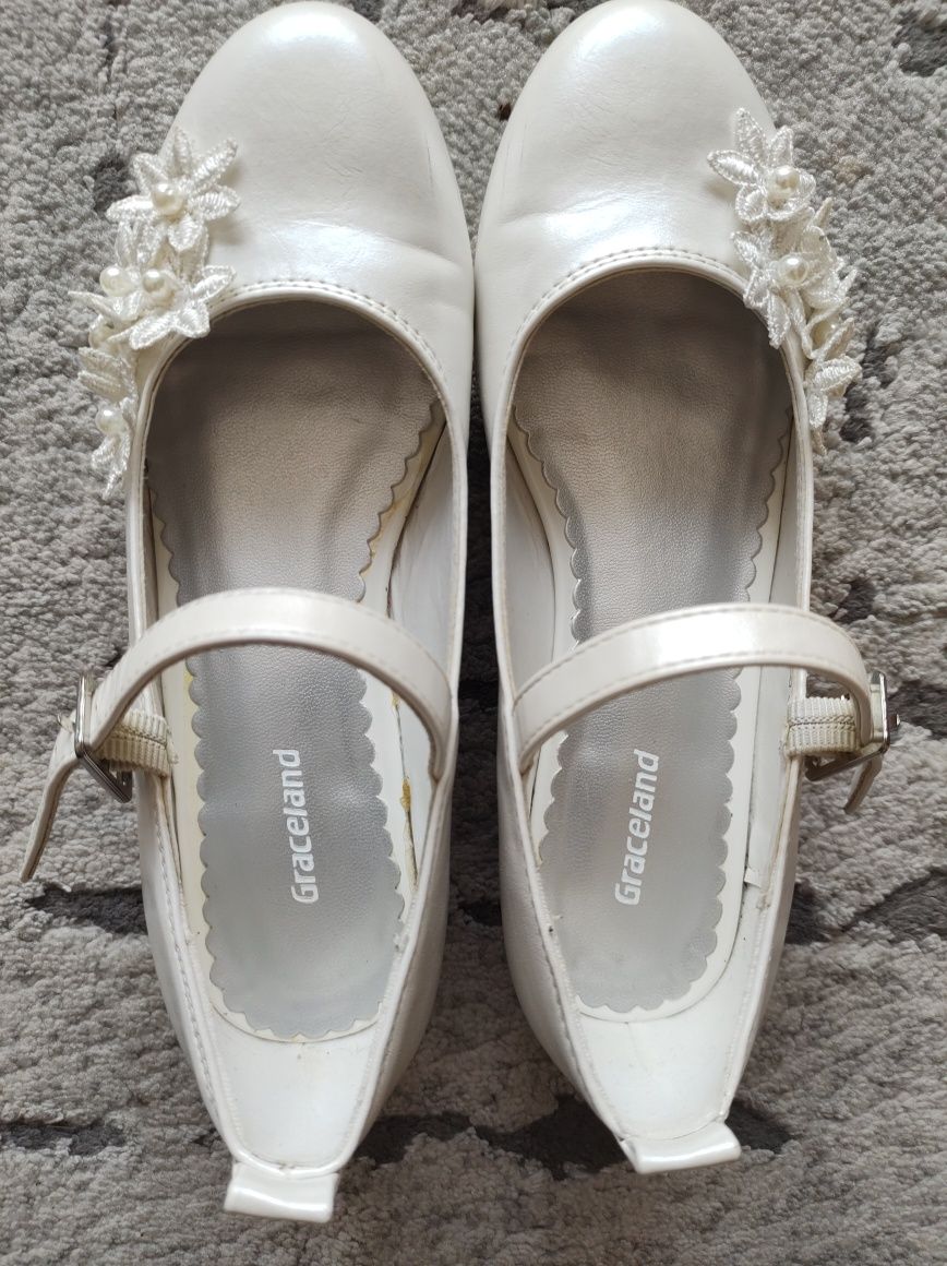 Buty komunijne/wizytowe r. 33 Deichmann