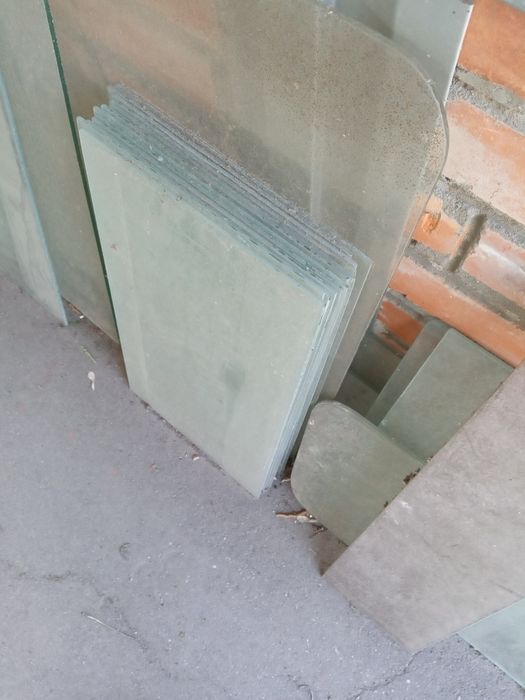 Стекла для книжных полок