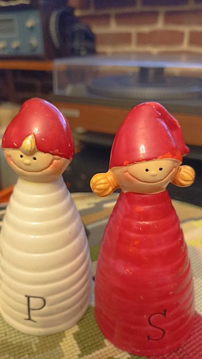 Solniczka i pieprzniczka krasnale świąteczne