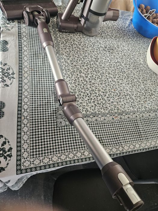 Vendo aspirador sem fios eureka 29.6v