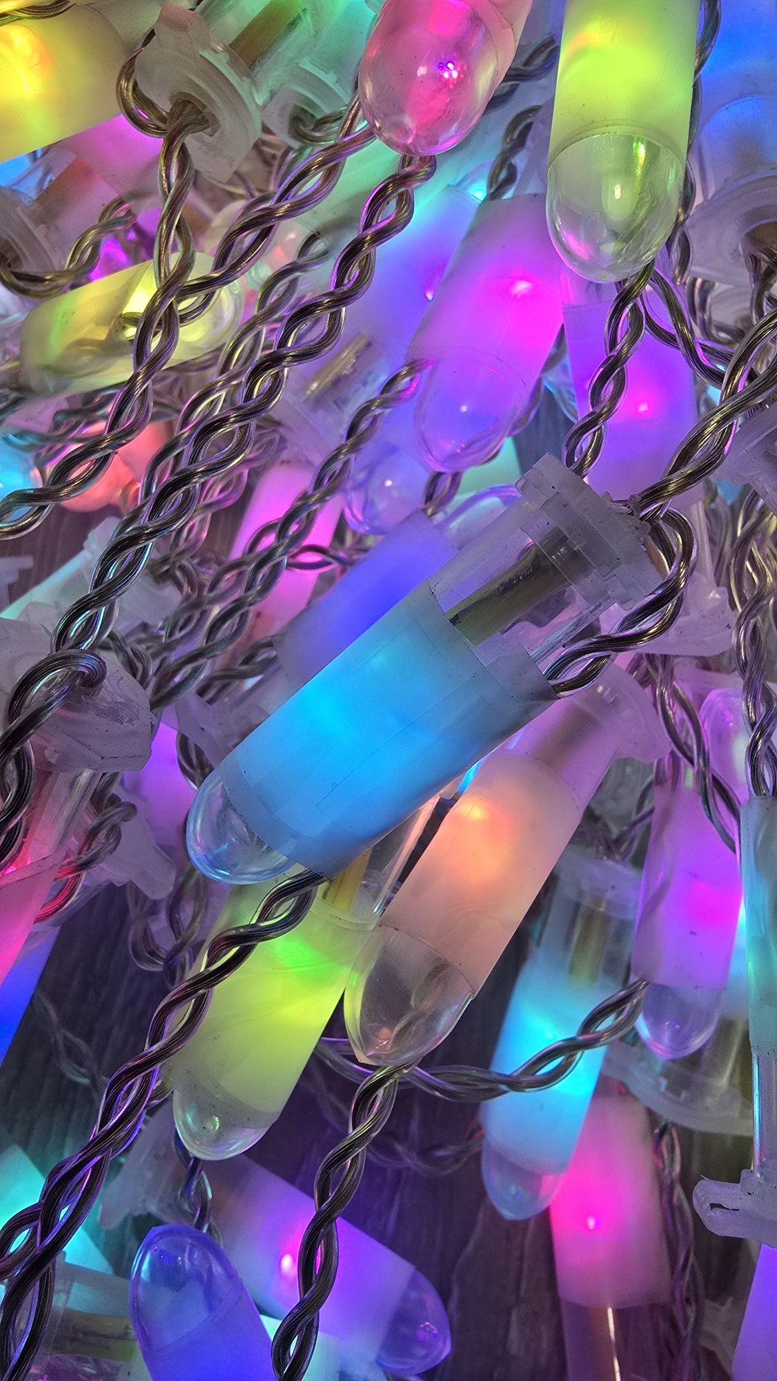 Twinkly Curtain 840 lampek RGB+W