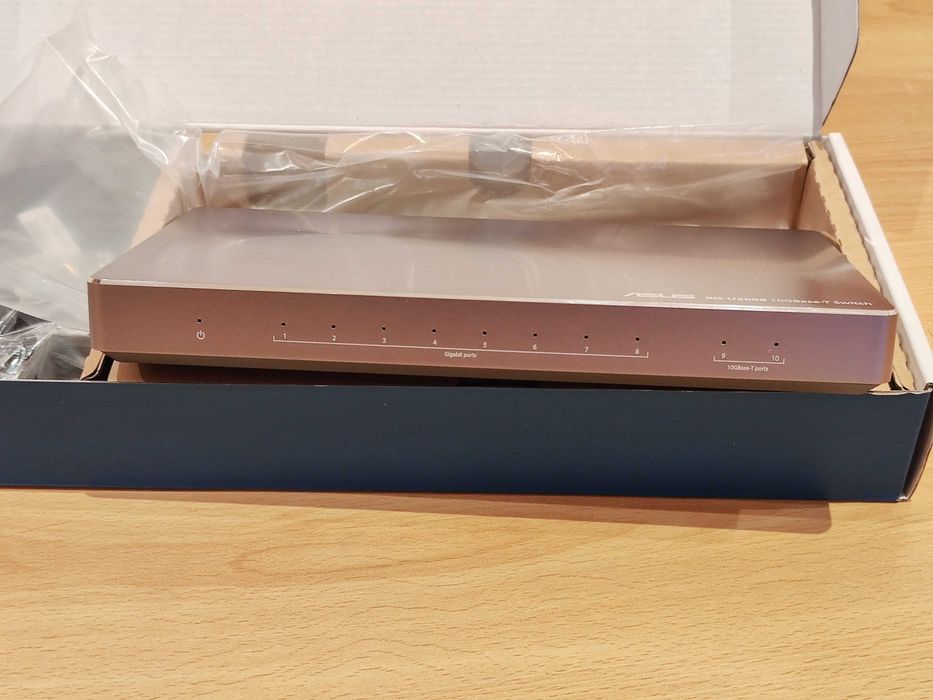 Switch Asus XG-U2008 10 Portas 10 Gigabit