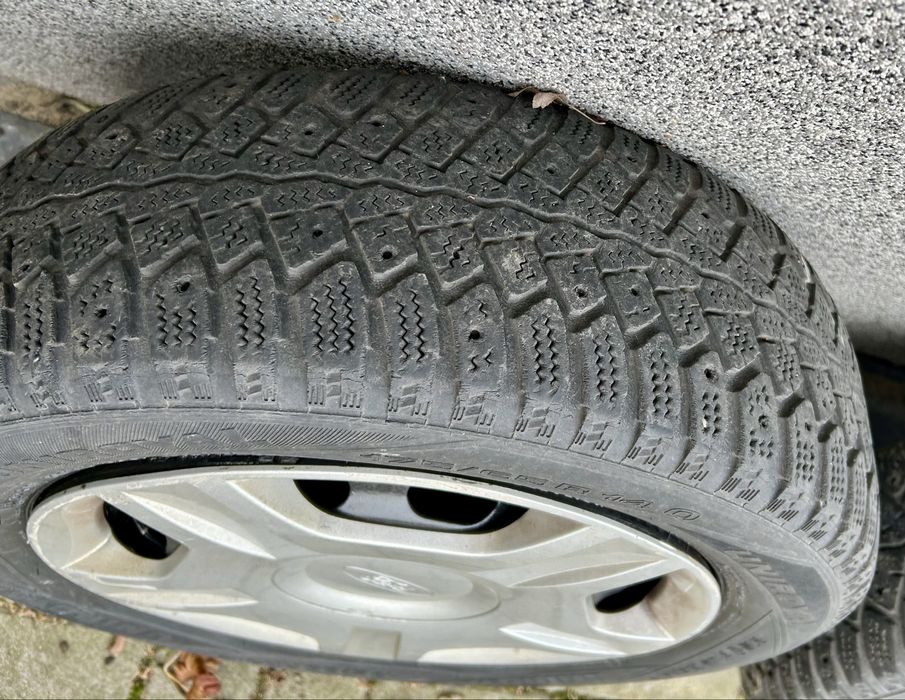Felgi z oponami zimowymi 175/65 R14 4x108 - FORD KOŁA