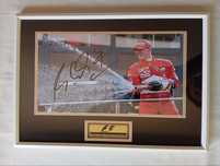 Moldura Ferrari Legend Michael Schumacher com Autógrafo (A4)