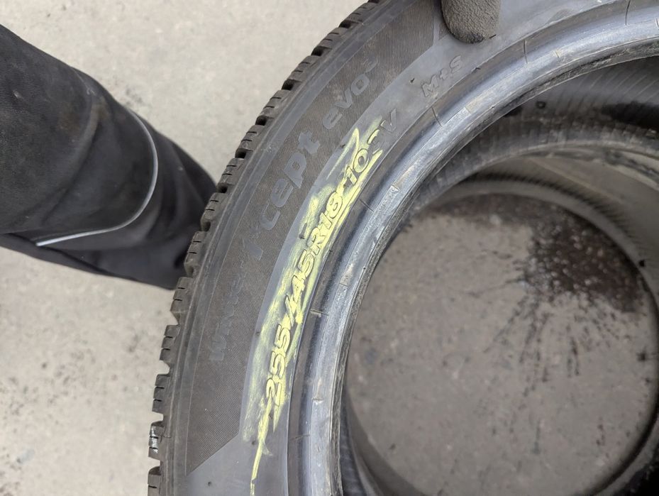 255/45R18 Hankook 2022-23рік комплект