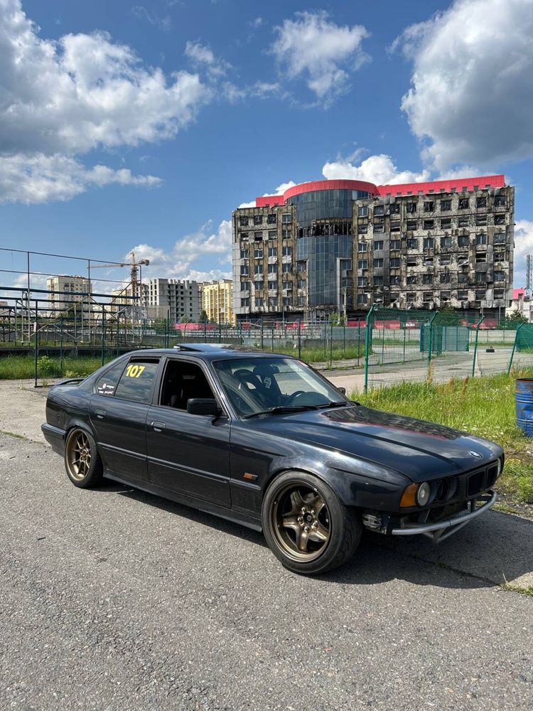 BMW e34 540 drift